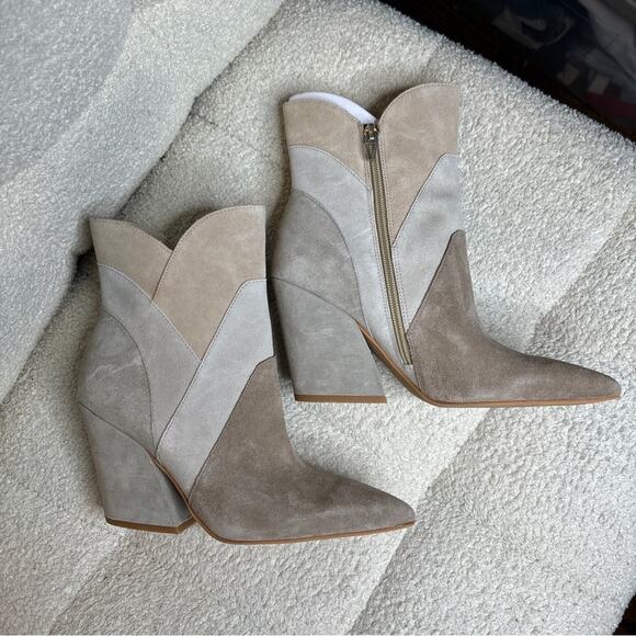 NEW Dolce Vita Neena Colorblock Suede Bootie - Picture 2 of 8